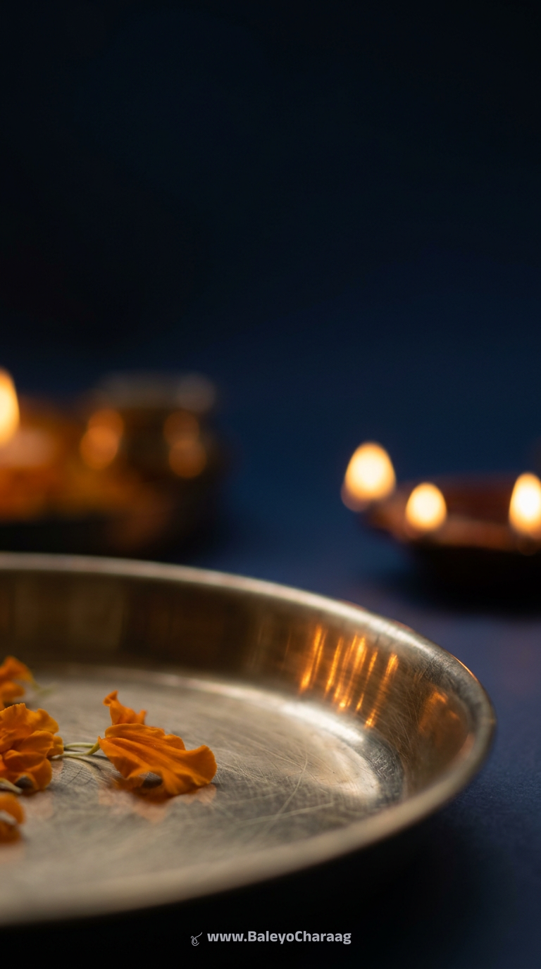 Brass Reflection of Lamps · Phone wallpaper